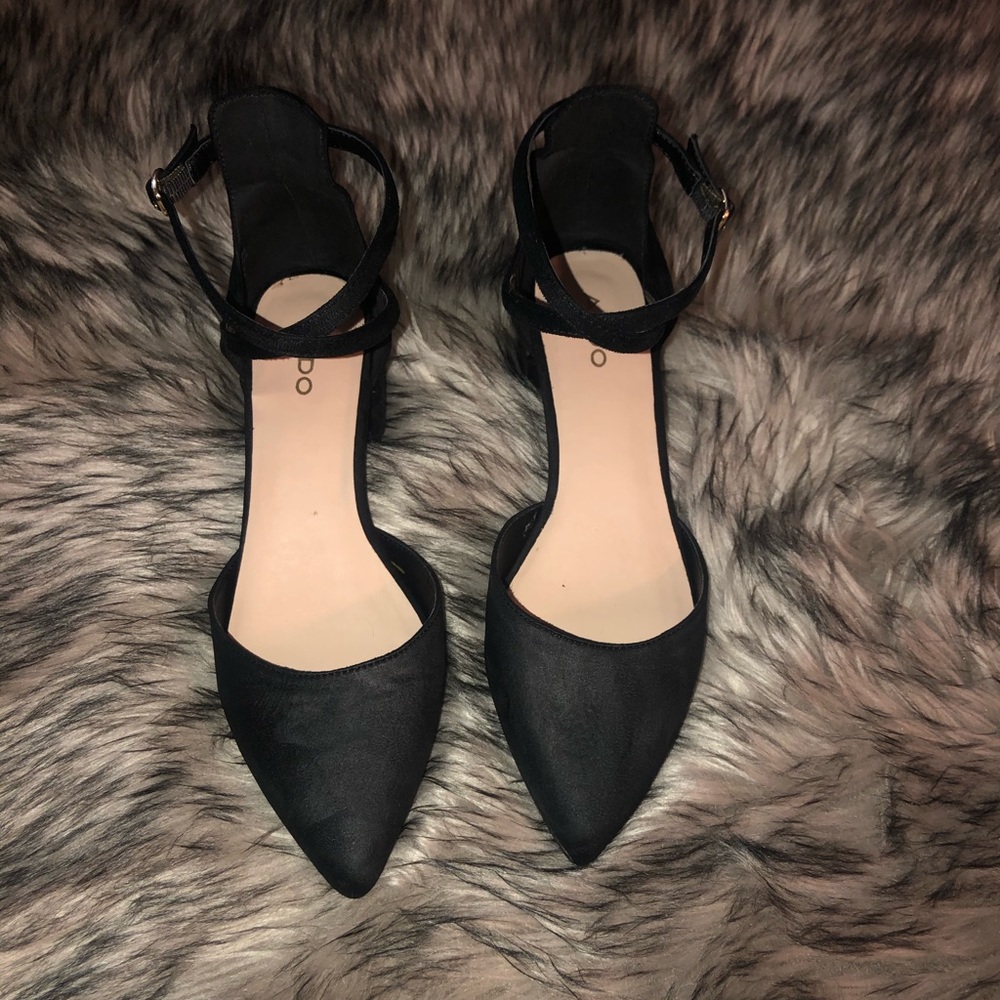 Aldo flats with 2.5” heel